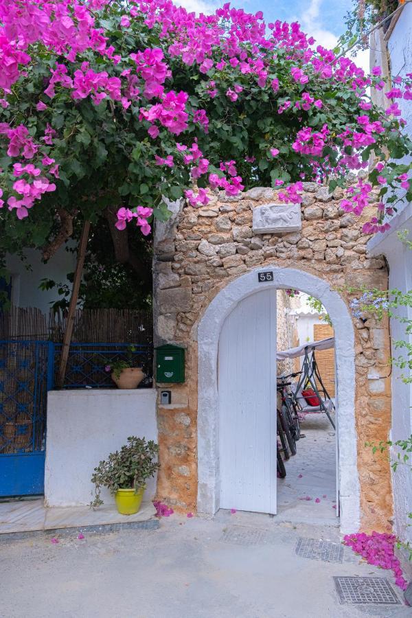 The Venetian Walls 'Central House With Private Courtyard - Charmy & Cheap' Heraklion  Екстер'єр фото